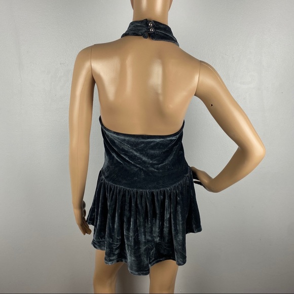 TART VELVET PEPLUM HALTER TOP - Picture 6 of 7